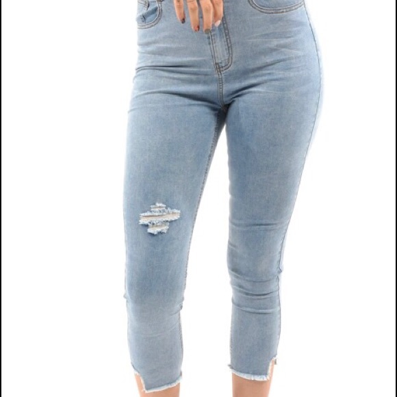 ❌SOLD❌💫NWT💫Split Leg Skinny Crop Jeans by Jian & Feng for women💫 - Picture 2 of 10